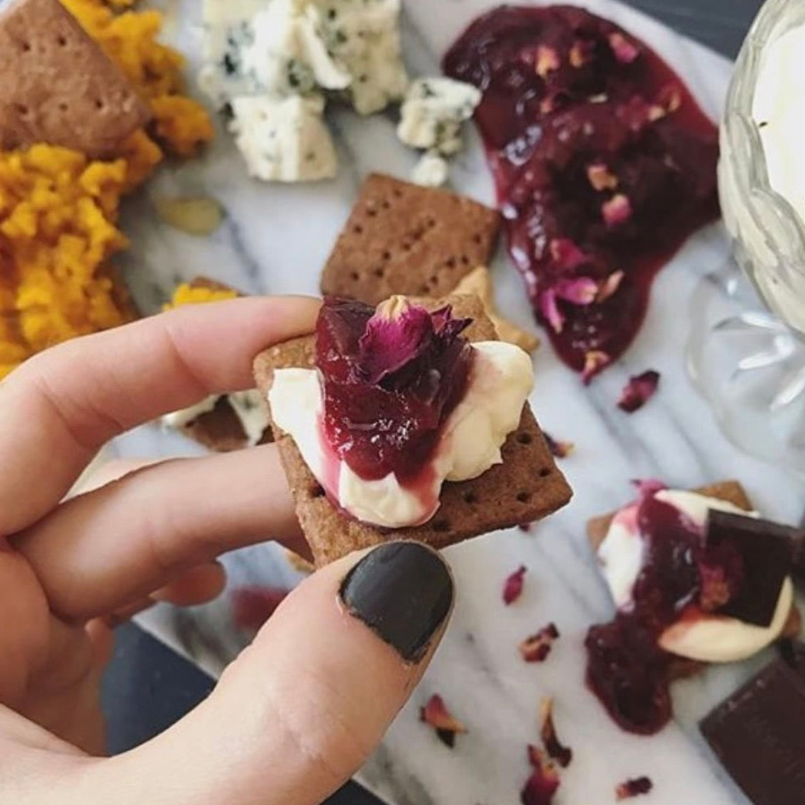 raspberry jalapeño jam with cheese spread